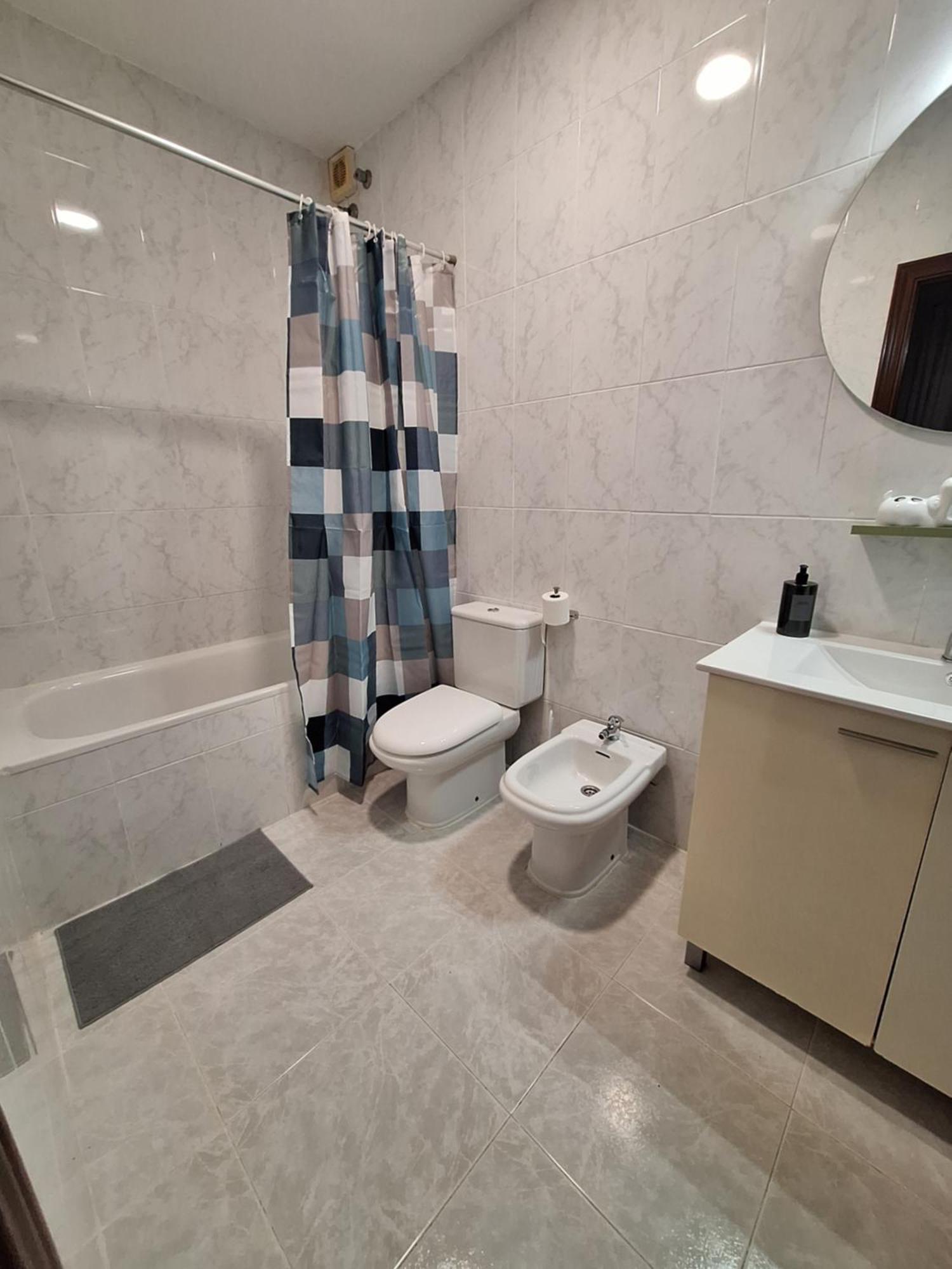 Апартаменты Piso California 3 Aire Acondicionado, Wifi, 4 Camas Миами-Плайя Экстерьер фото